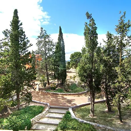 בית כפרי Palacete Magana *