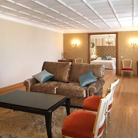 Palacete Magana * Malon