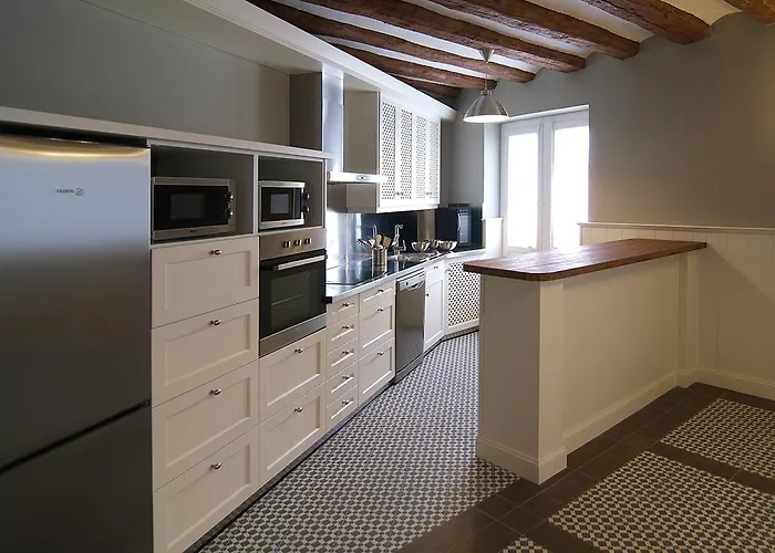 Casa de Campo Palacete Magana *