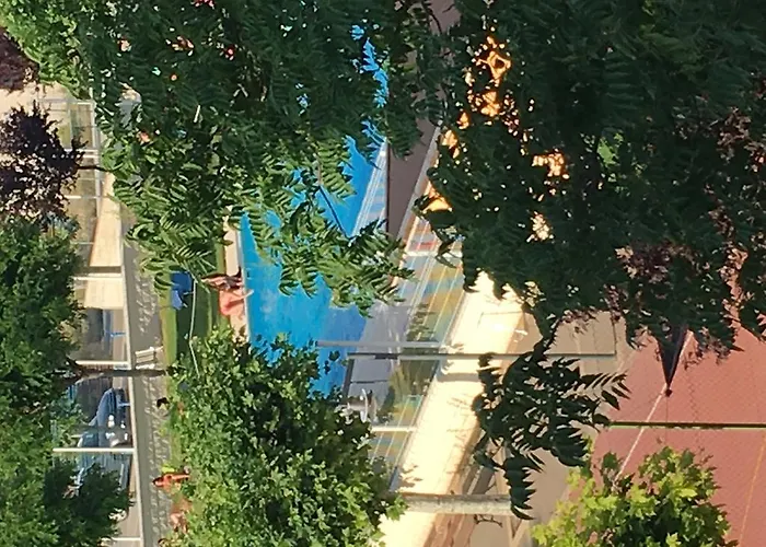 Casa de Campo Palacete Magana *