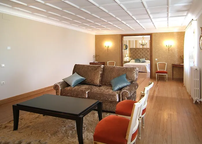 Palacete Magana * Malon